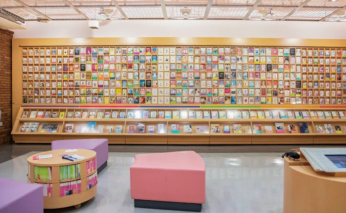 田辺聖子文学館の内観